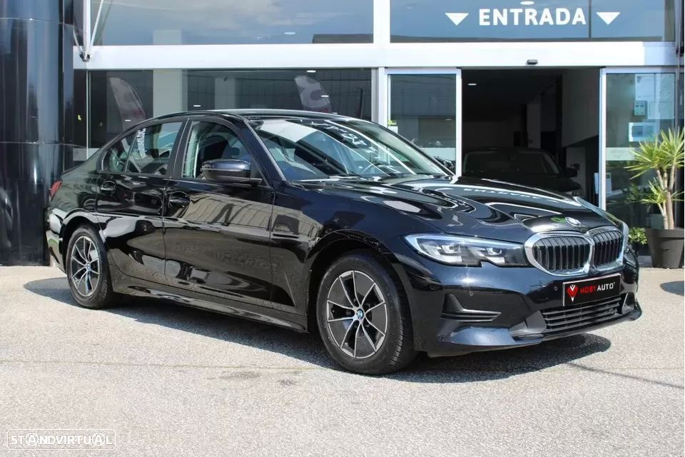 BMW 318 d Line Sport Auto - 1