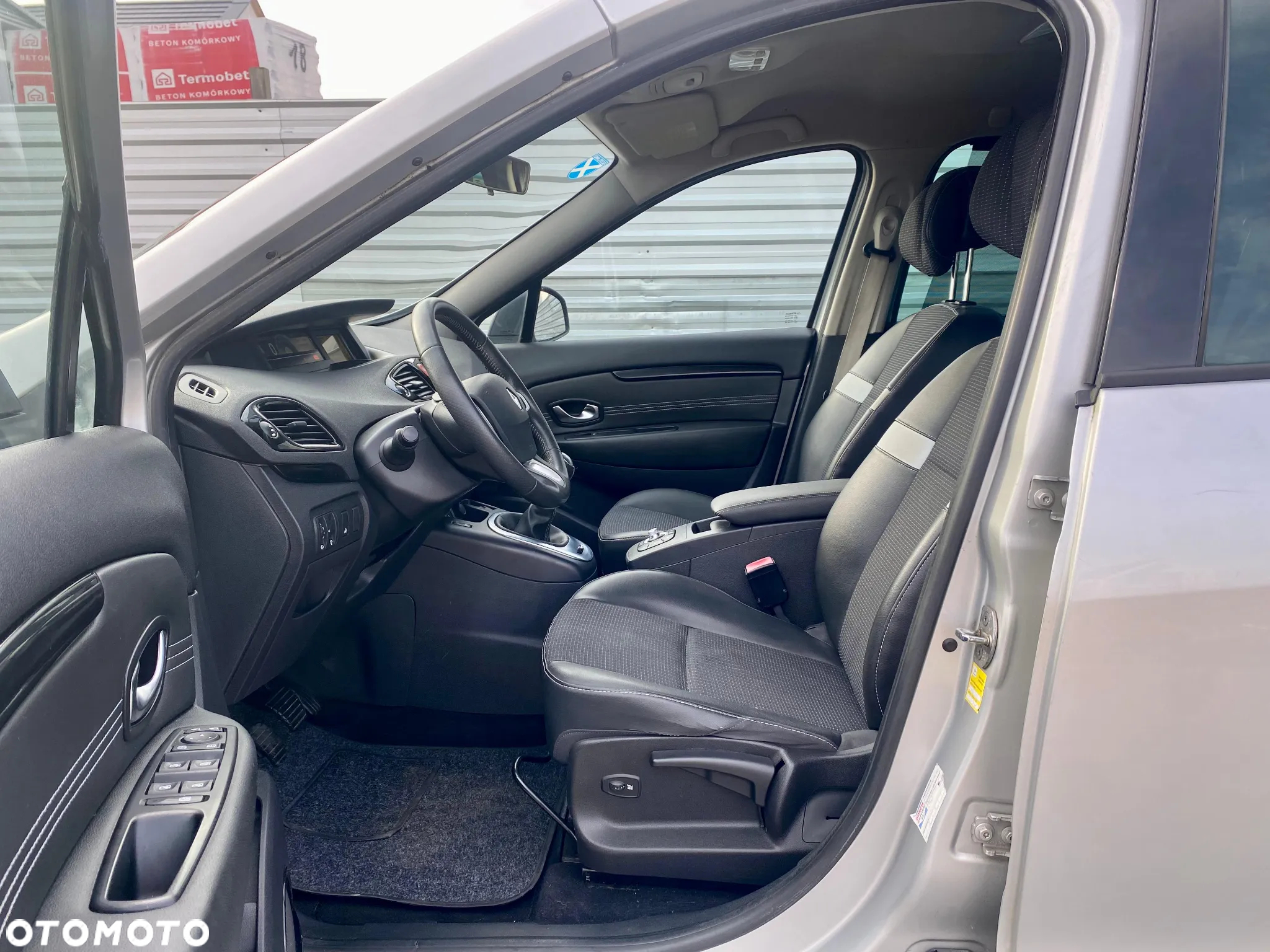 Renault Grand Scenic 1.9 dCi Bose Edition - 5