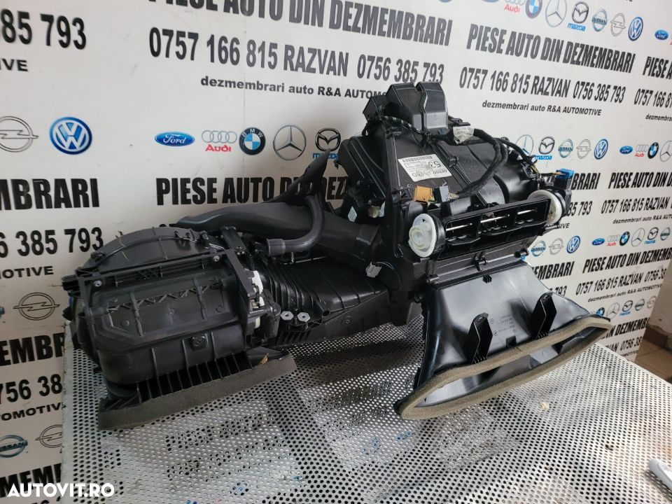 Carcasa Aeroterma Tulumba Bord Vw Golf 6 VI Plus An 2008-2013 Volan Stanga Cod 5MCE - 3
