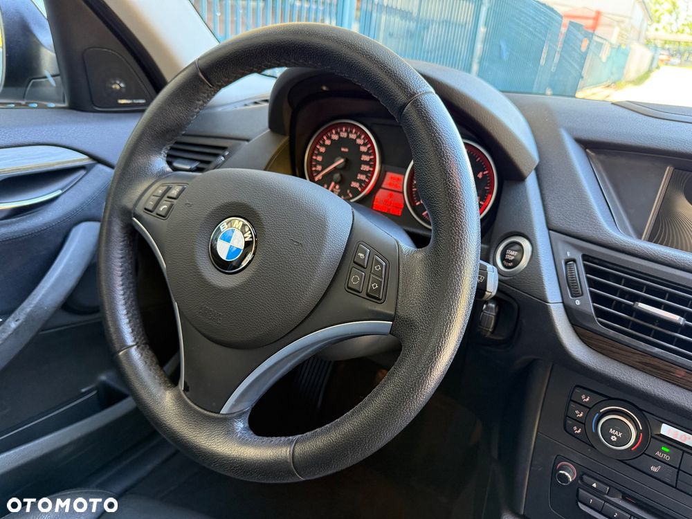 BMW X1 sDrive20d - 34