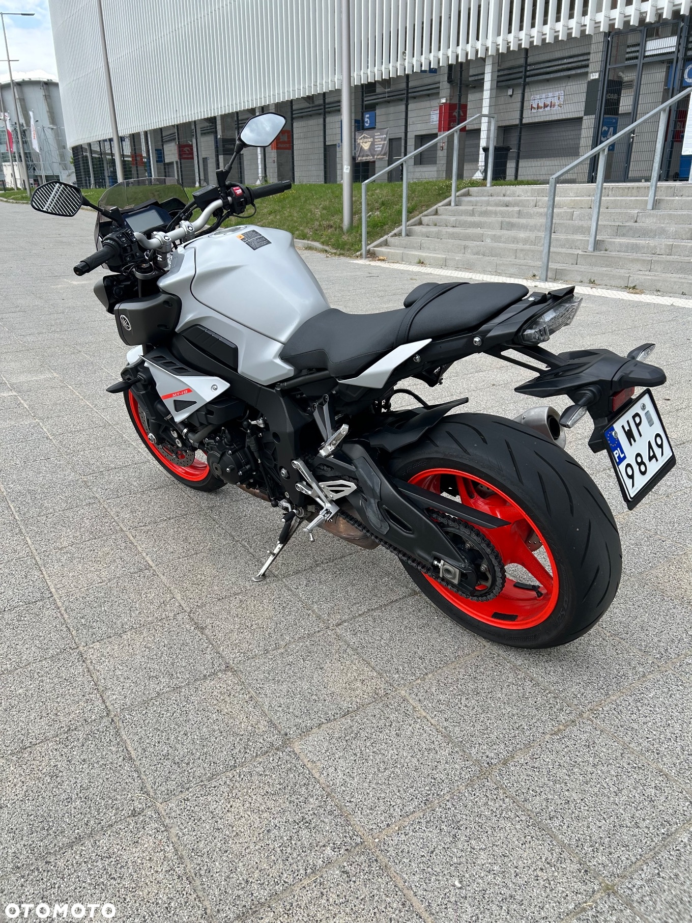 Yamaha MT - 7
