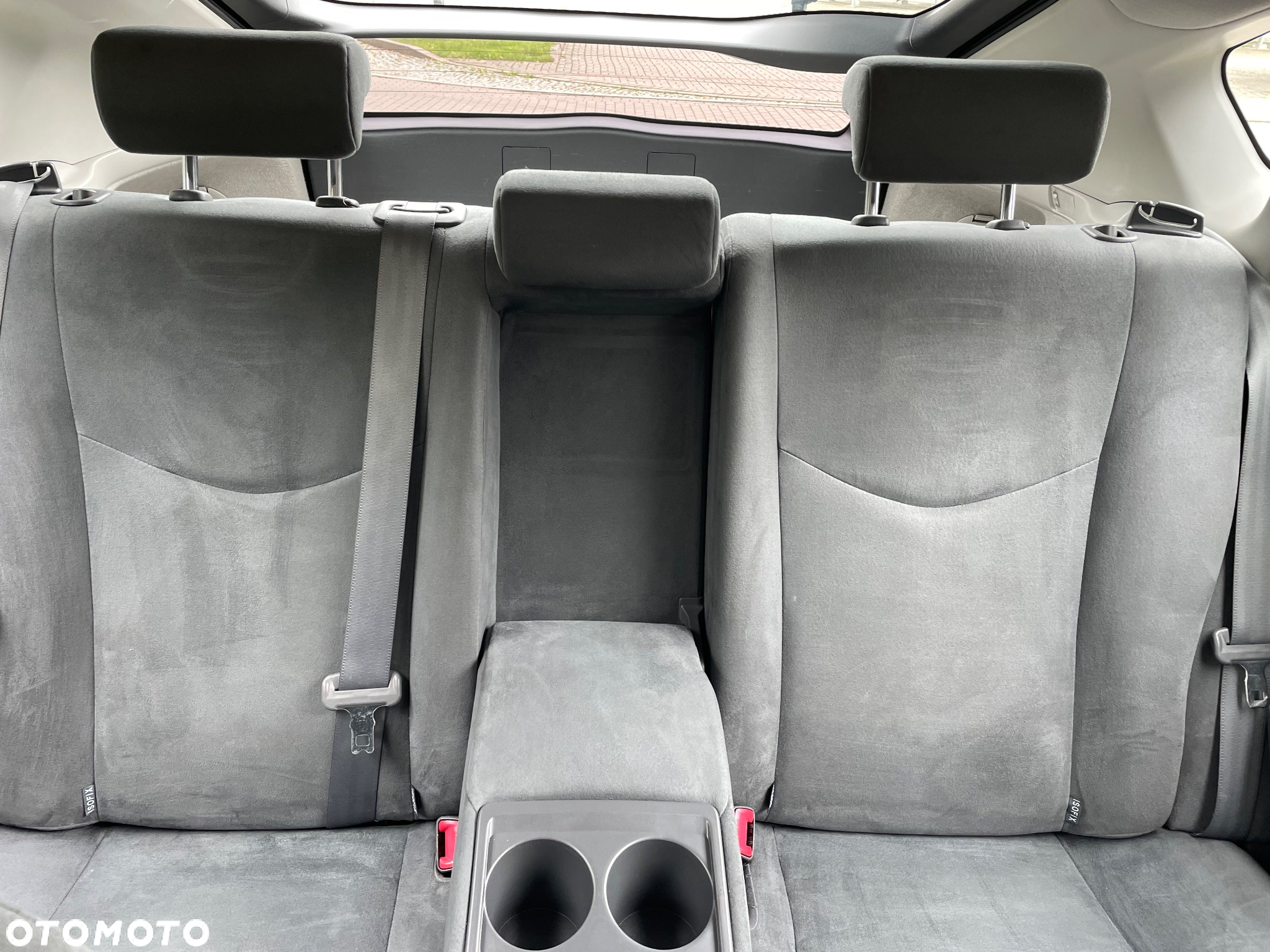 Toyota Prius (Hybrid) Comfort - 19