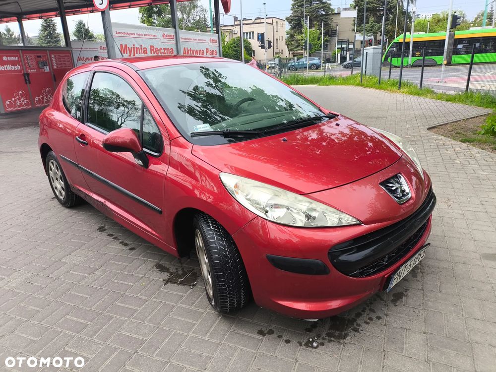 Peugeot 207 1.4 16V Trendy - 1