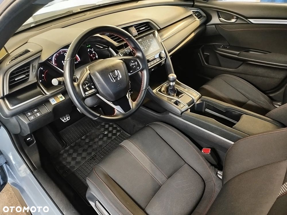 Honda Civic 1.0 T Comfort Sport Line - 15