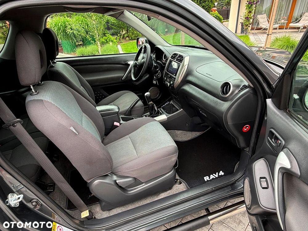 Toyota RAV4 2.0 D-4D Sol - 9