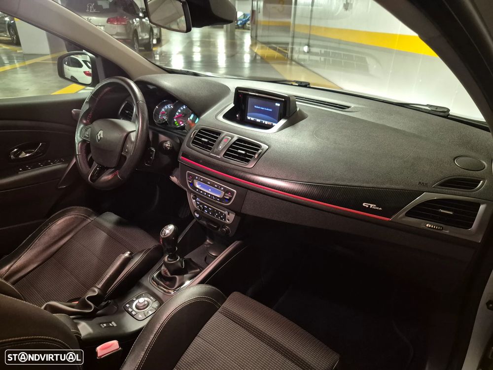 Renault Mégane Sport Tourer 1.5 dCi GT Line SS - 36