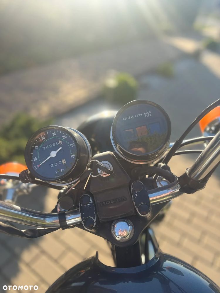 Honda CM - 4