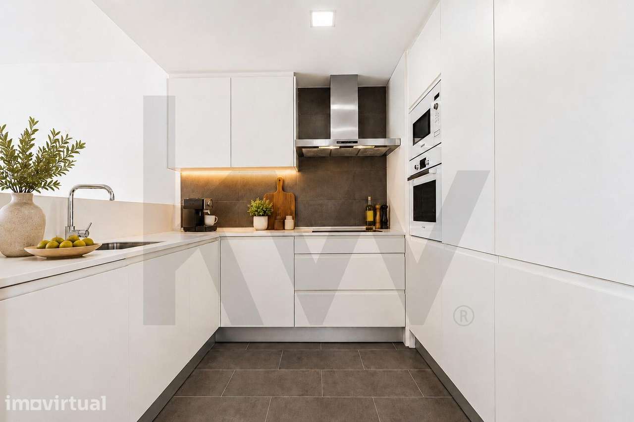 Apartamento T1 para Arrendamento no Seixal em Condomínio Privado com P - Grande imagem: 4/33
