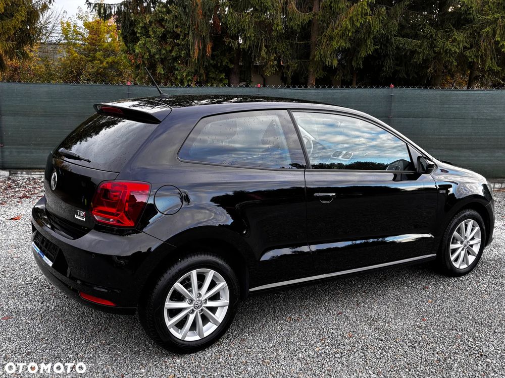 Volkswagen Polo 1.4 TDI Blue Motion Technology Lounge - 8