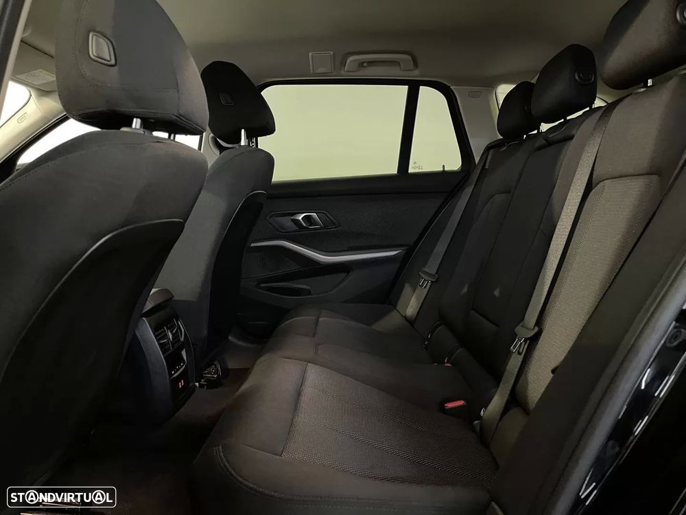 BMW 320 e Auto - 15