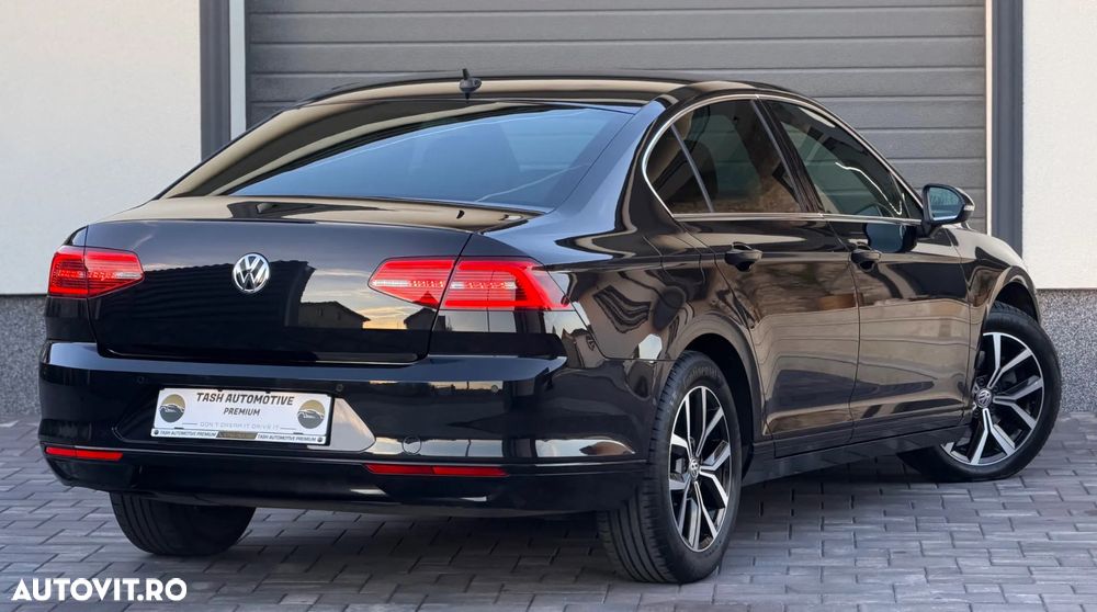 Volkswagen Passat - 7