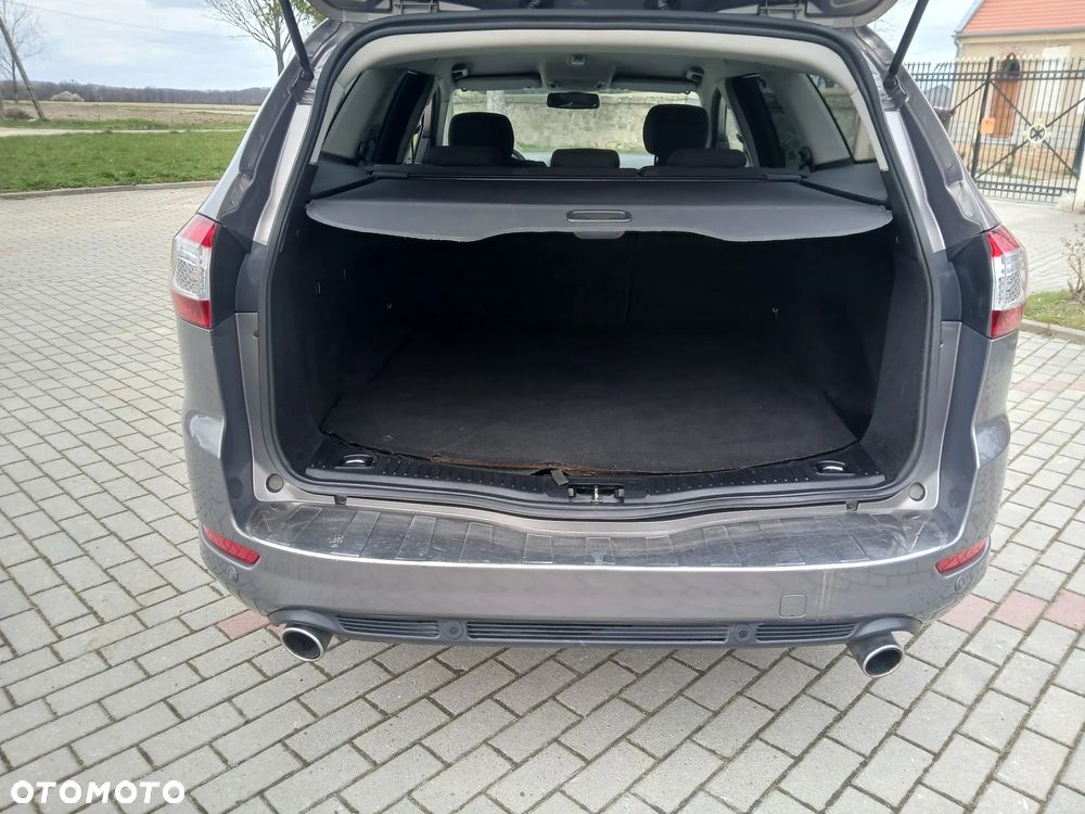 Ford Mondeo 2.2 TDCi Titanium - 19