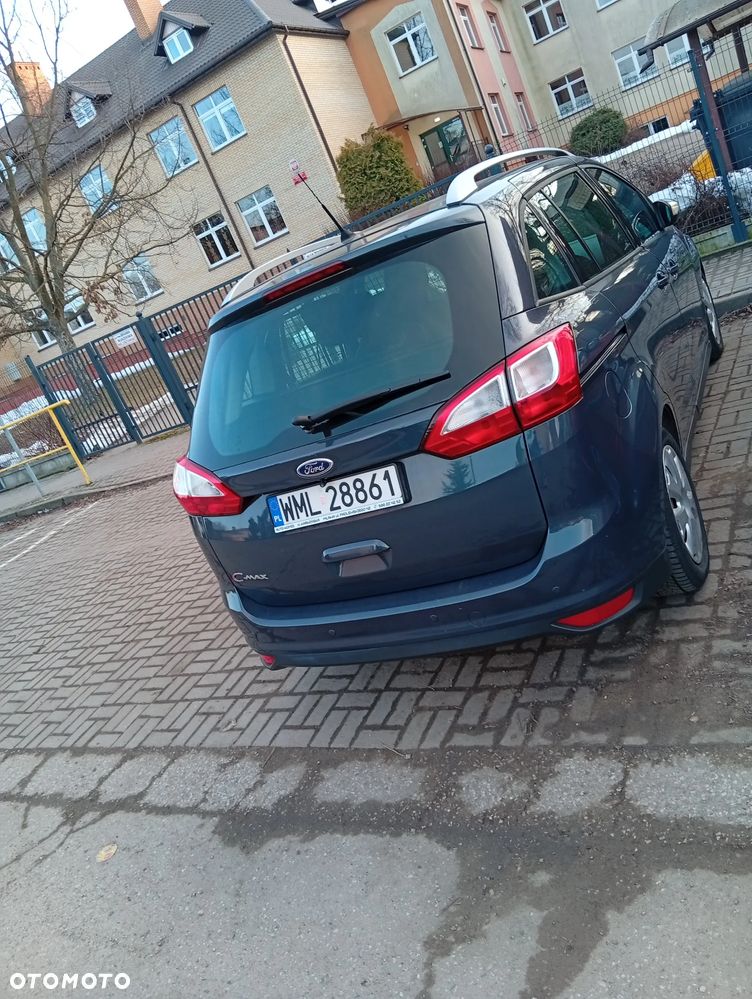 Ford Grand C-MAX - 5