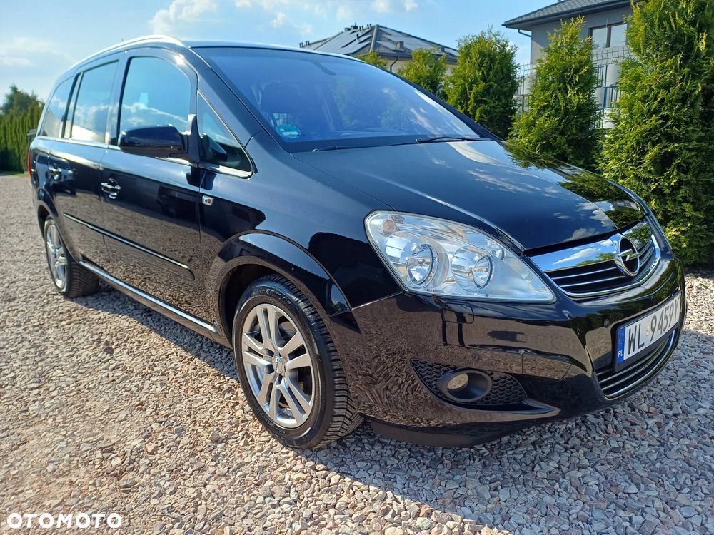 Opel Zafira 1.8 Family - 1
