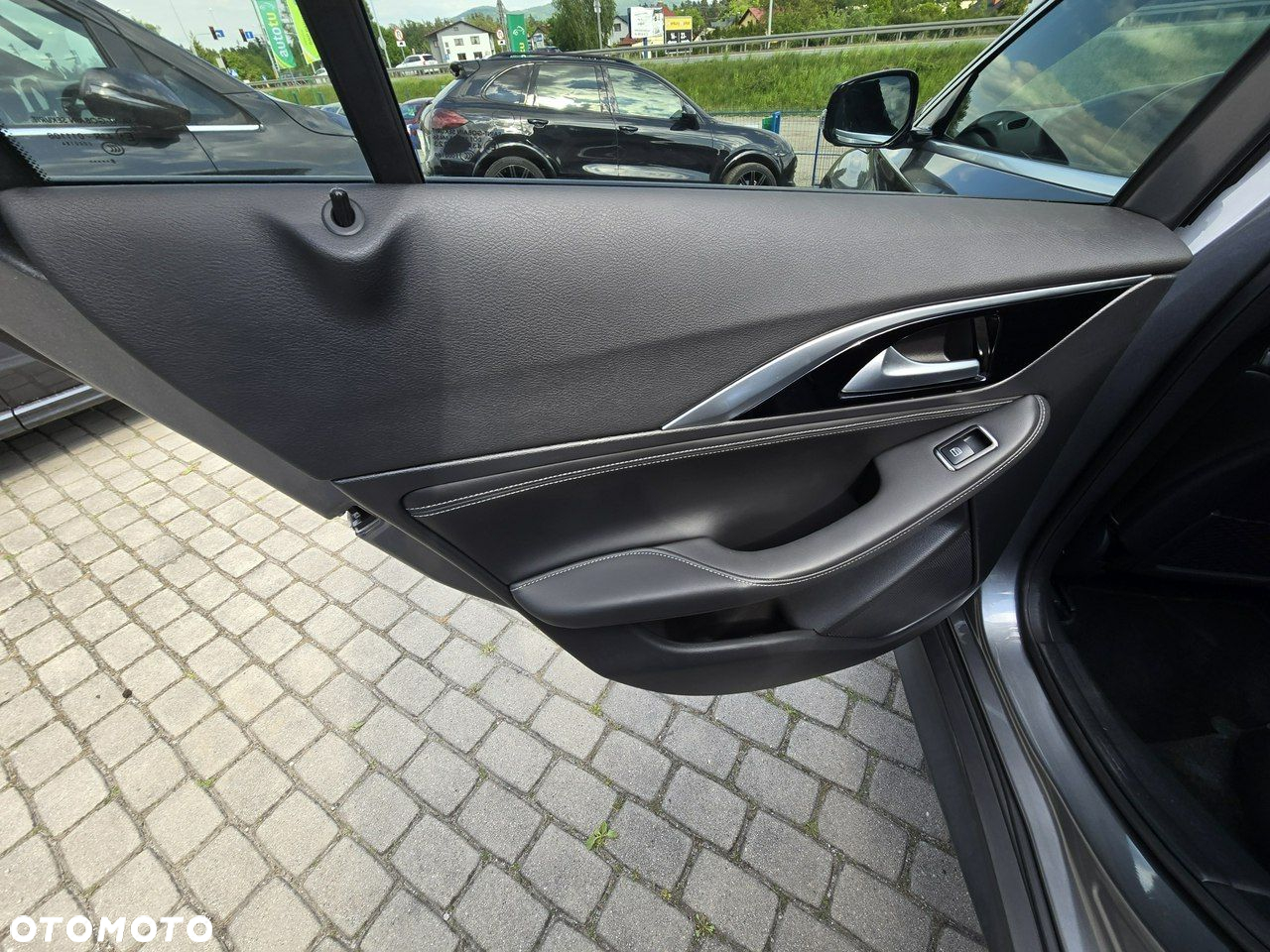 Infiniti QX30 2.0t Premium AWD 7DCT - 19