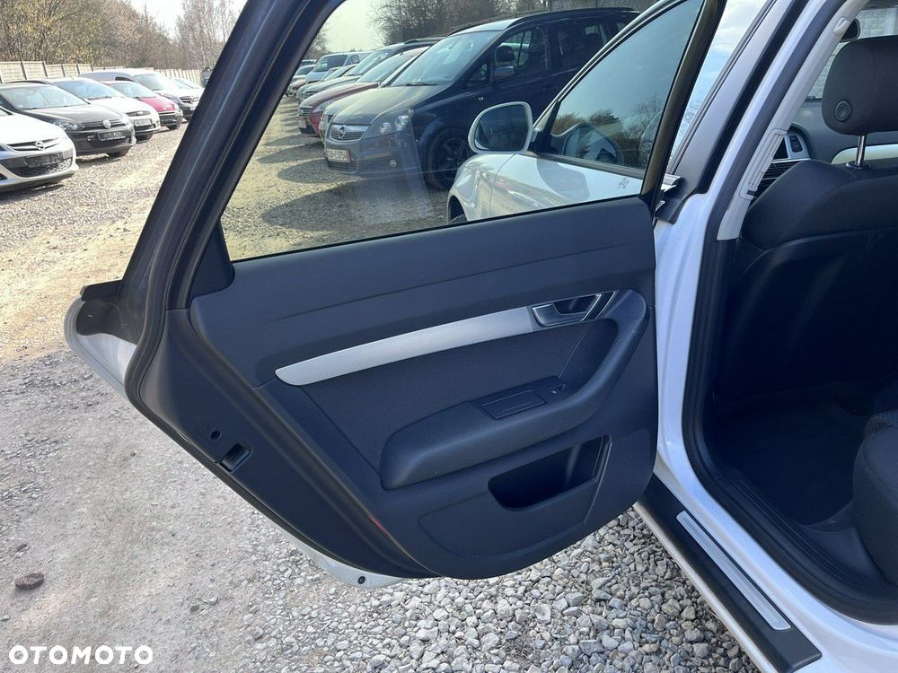 Audi A6 Avant - 30