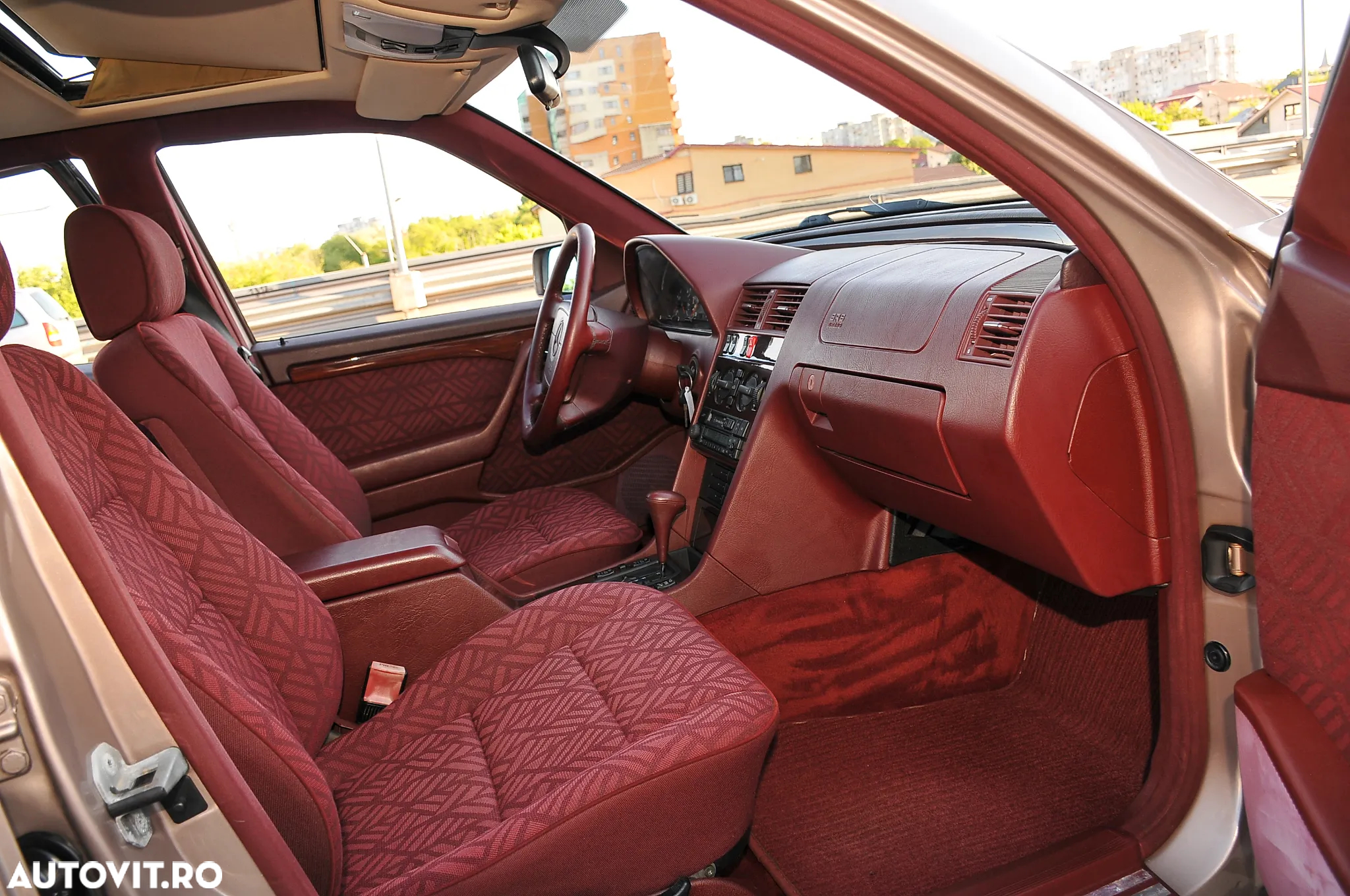 Mercedes-Benz C - 13