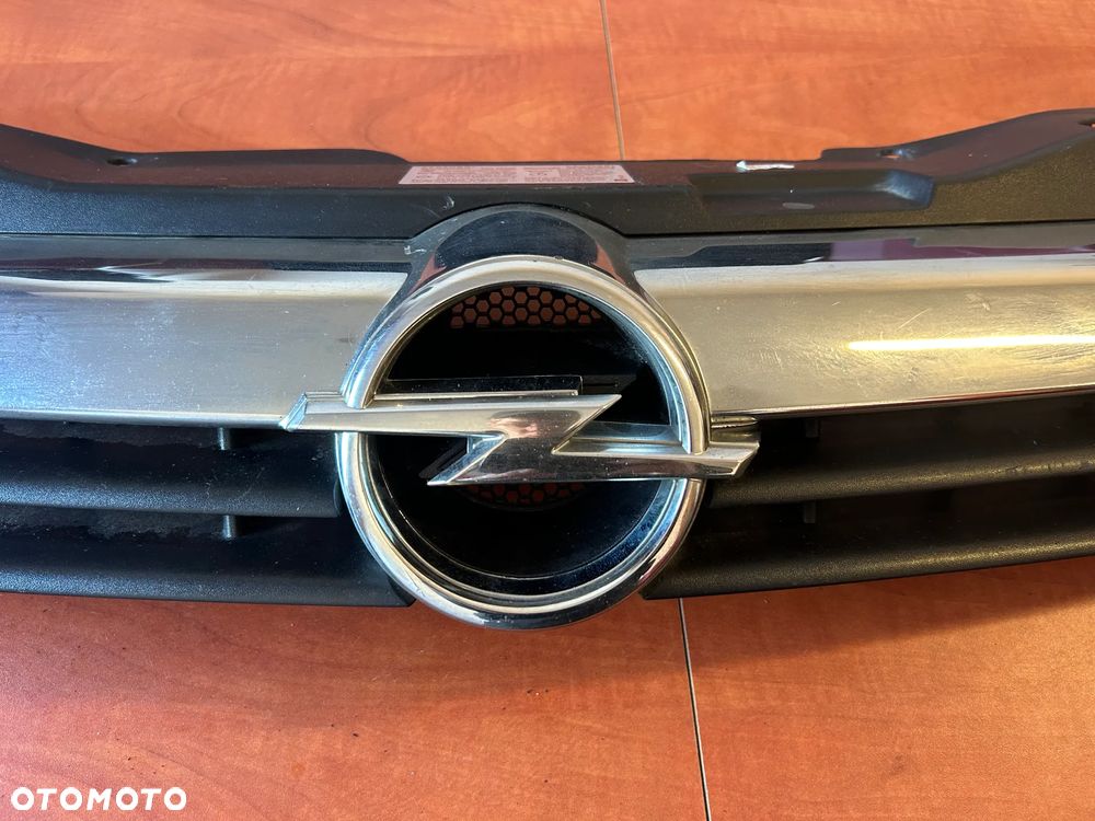 GRILL ATRAPA CHŁODNICY OPEL ASTRA H 13108463 13149466 461088395 - 7