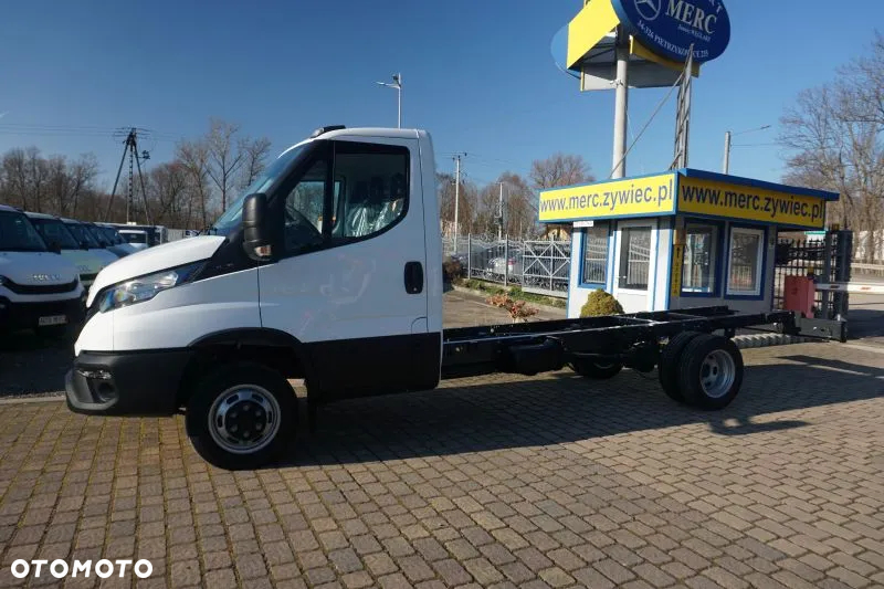 Iveco 35C16 rama podwozie skrzynia wywrotka HDS - 4