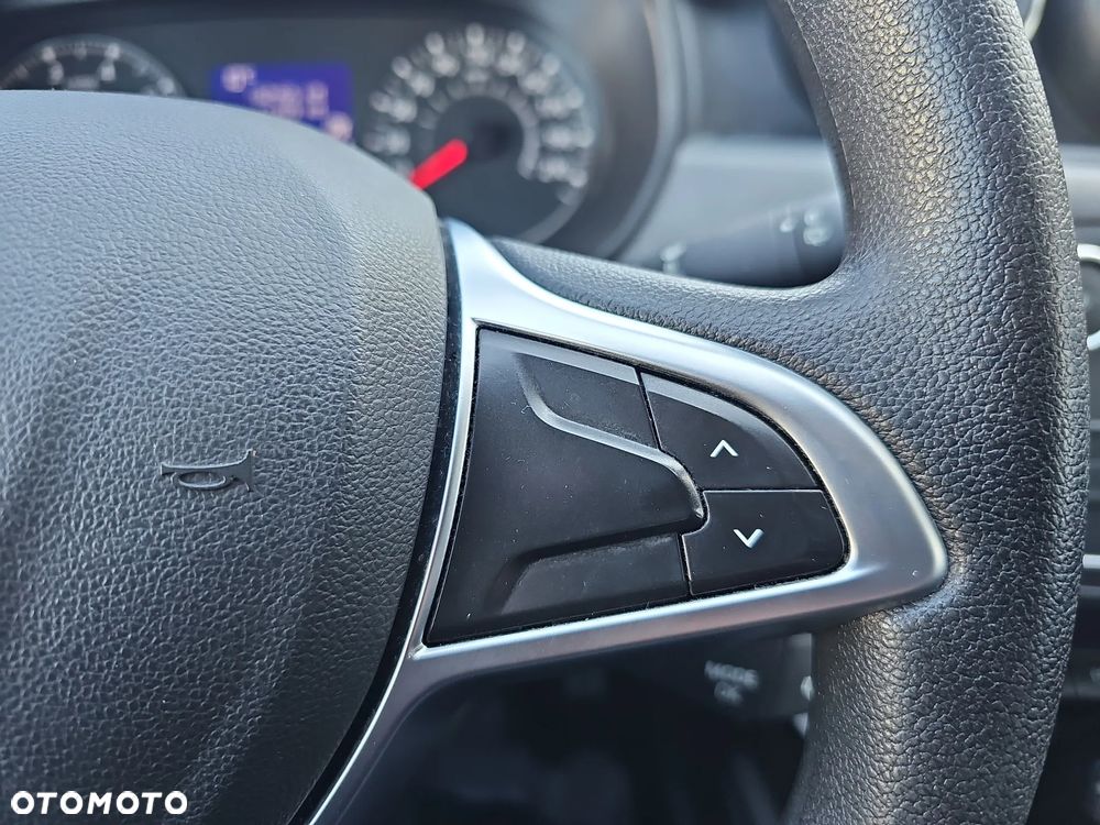 Dacia Duster 1.3 TCe FAP Essential - 19