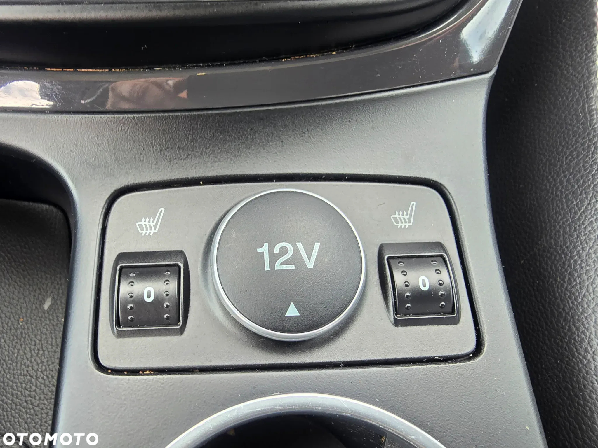 Ford Kuga 1.6 EcoBoost 2x4 Titanium - 10
