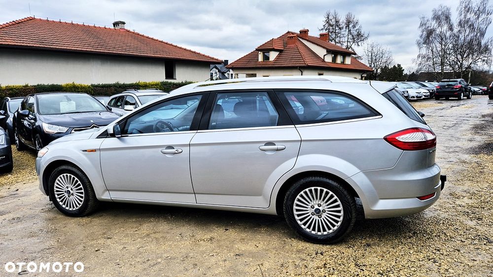 Ford Mondeo 2.0 Platinium X - 23