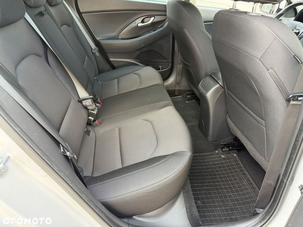 Hyundai i30 - 33