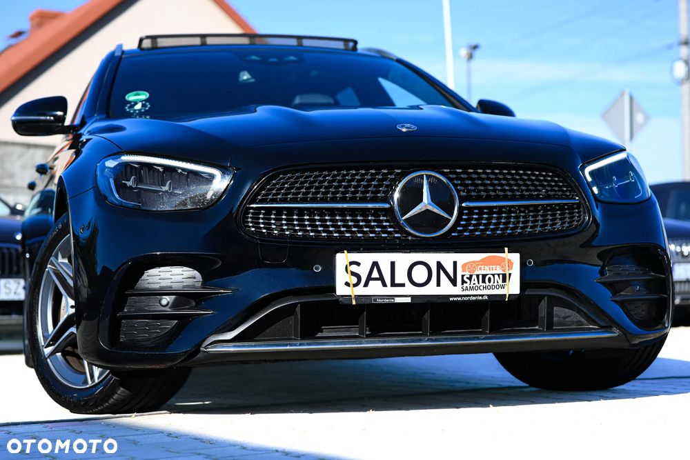 Mercedes-Benz Klasa E 300 9G-TRONIC AMG Line - 28