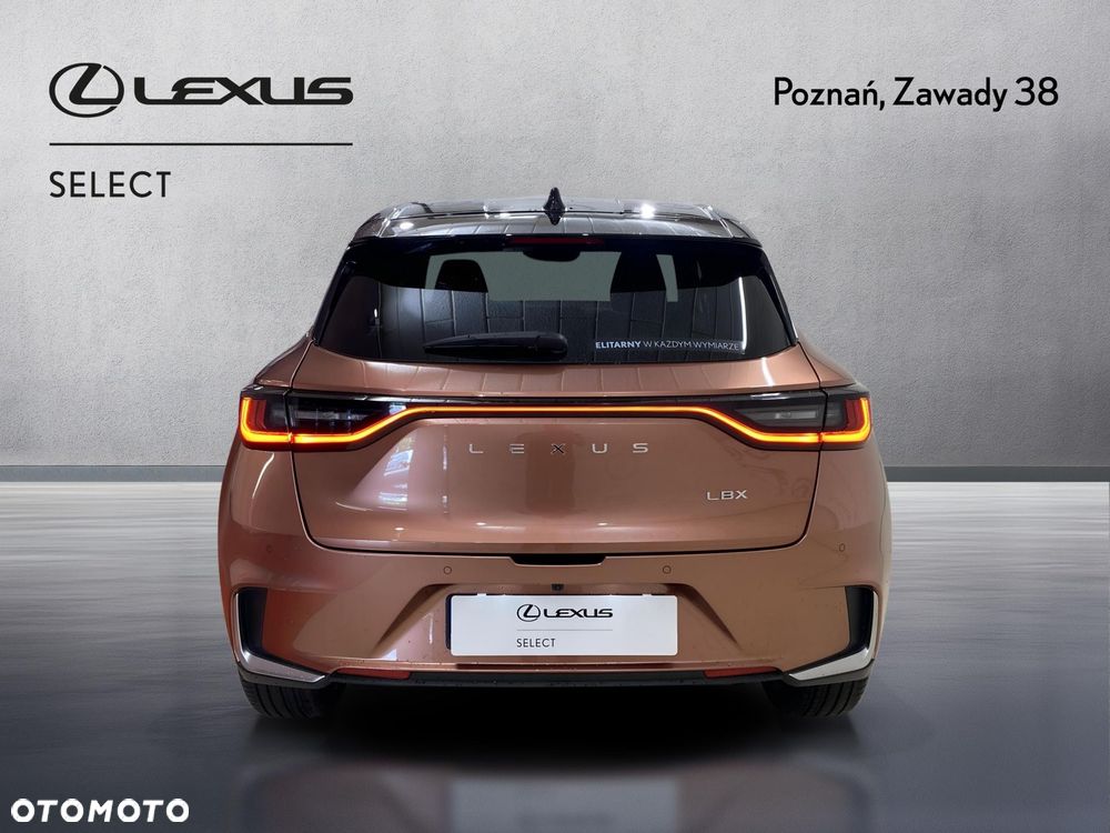 Lexus LBX 1.5 Hybrid Emotion - 9