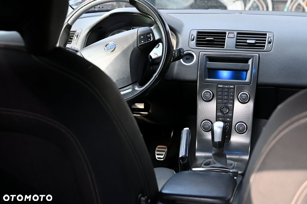 Volvo C30 1.6D DRIVe R-Design Start-Stop - 3