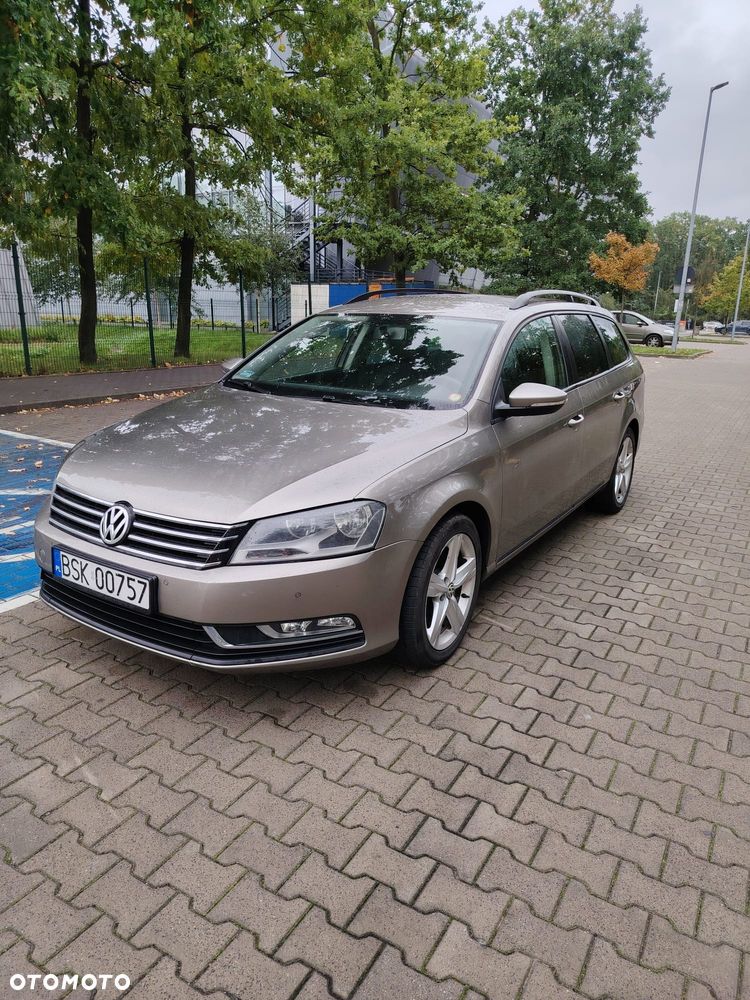 Volkswagen Passat - 2