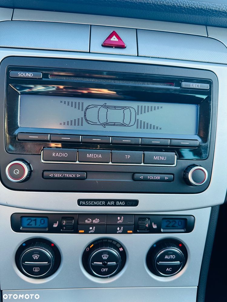 Volkswagen Passat 1.8 TSI Individual - 9