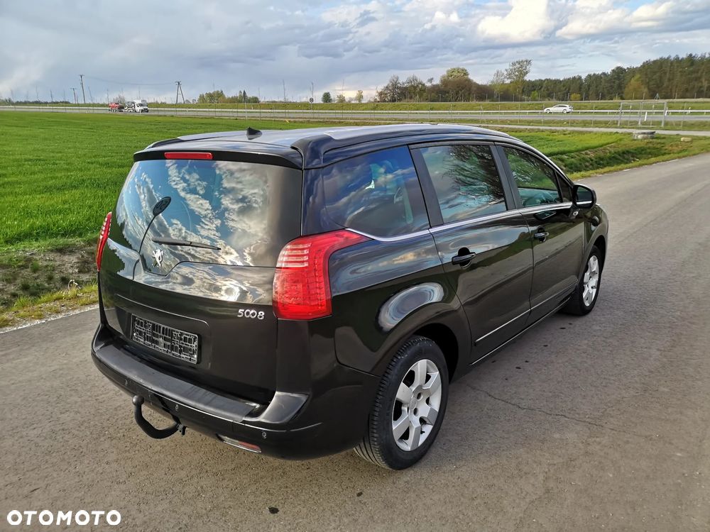 Peugeot 5008 155 THP Allure - 3