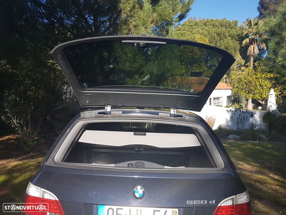 BMW 520 dA Executive - 7