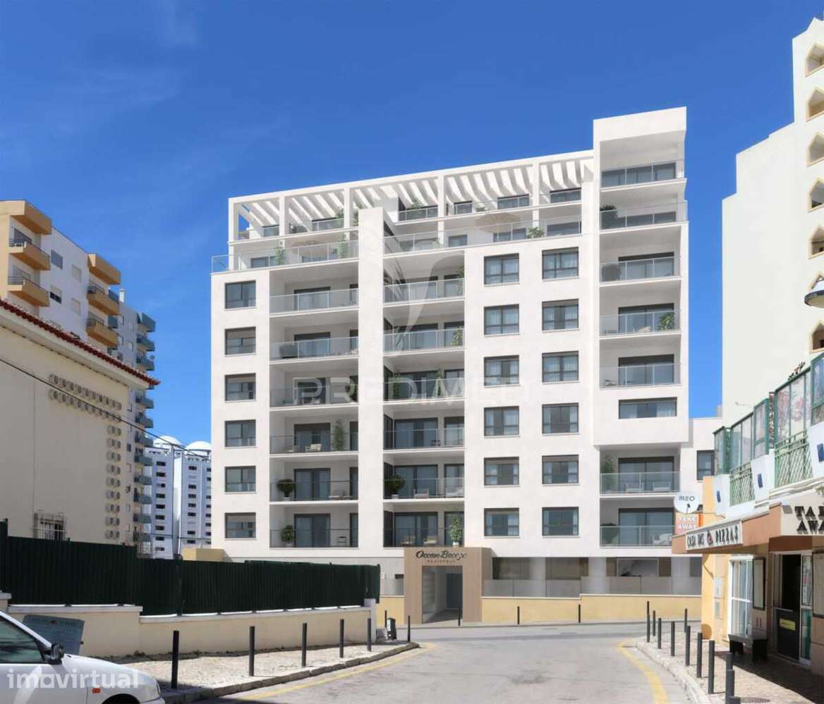 Apartamento T2+1 na Primeira Linha da Praia da Rocha - Grande imagem: 2/32