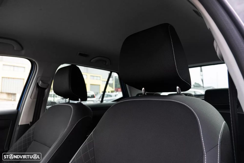 Skoda Fabia 1.0 TSI Essence - 24