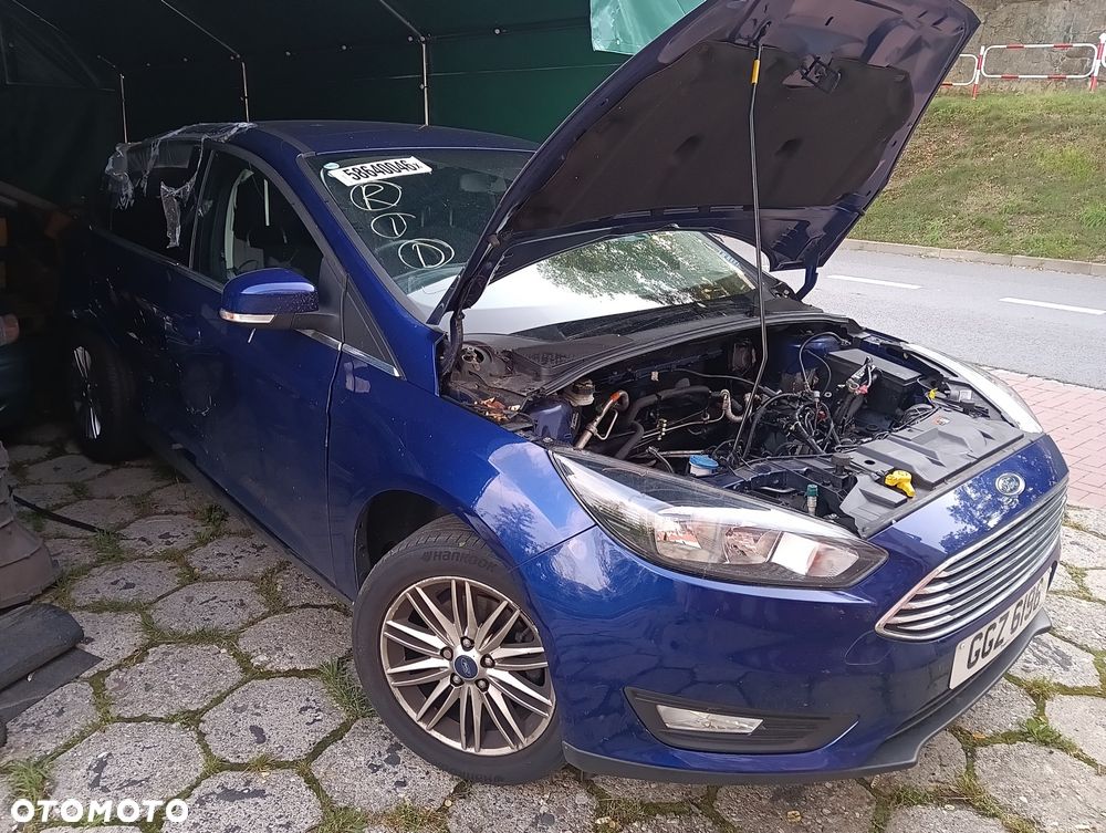 Ford Focus 1.0 EcoBoost Ambiente - 1
