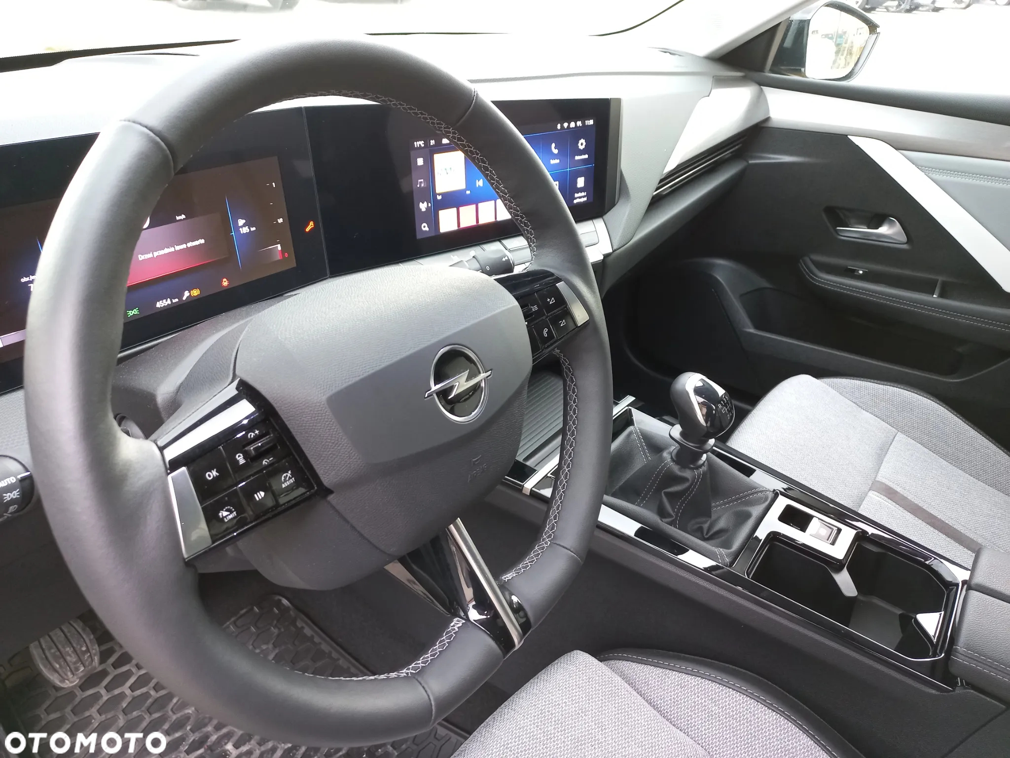 Opel Astra VI 1.2 T Elegance S&S - 24