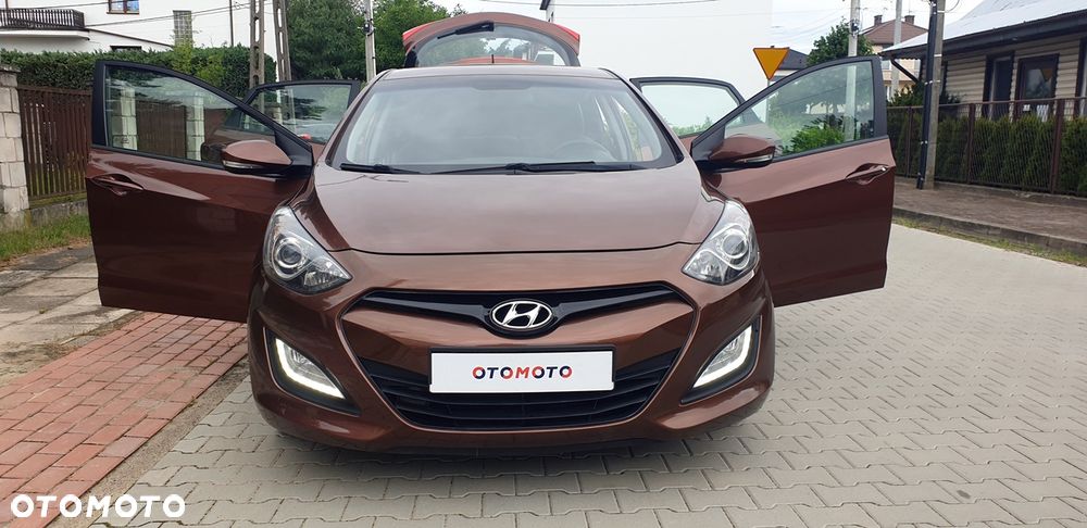 Hyundai i30 1.4 CRDi Premium - 12