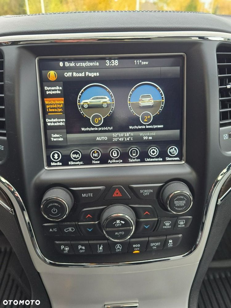Jeep Grand Cherokee - 28