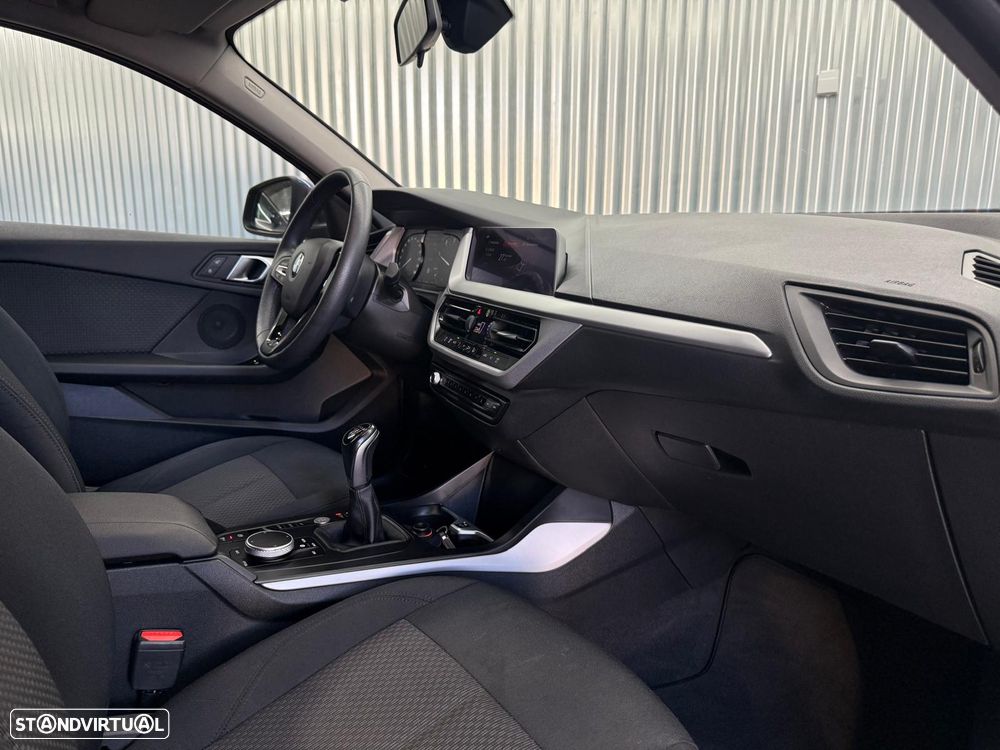 BMW 116 d Advantage - 24