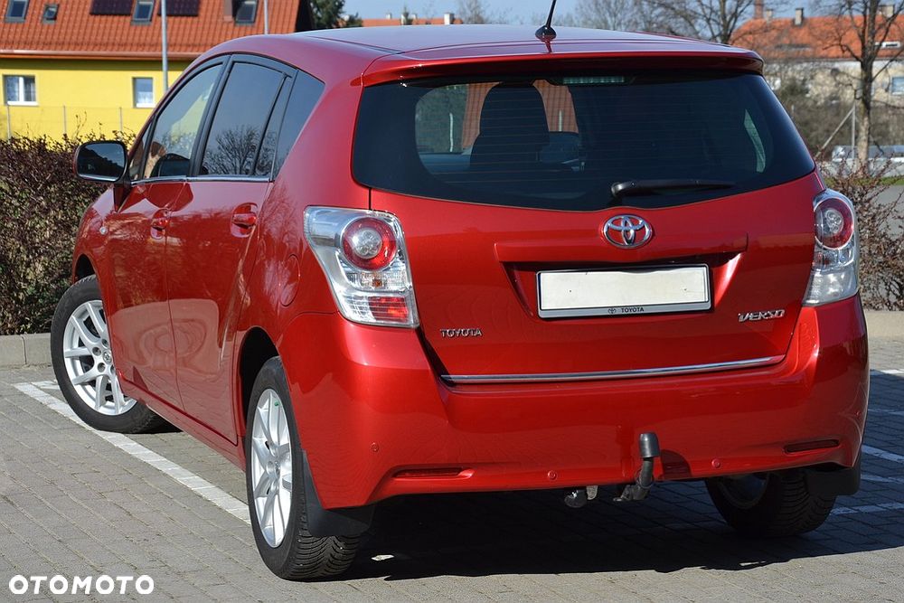 Toyota Verso 2.0 D-4D Executive - 4