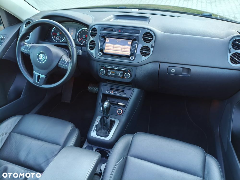 Volkswagen Tiguan 2.0 TDI 4Mot Perfectline R-Style DSG - 29