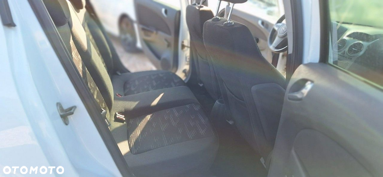 Opel Corsa - 13