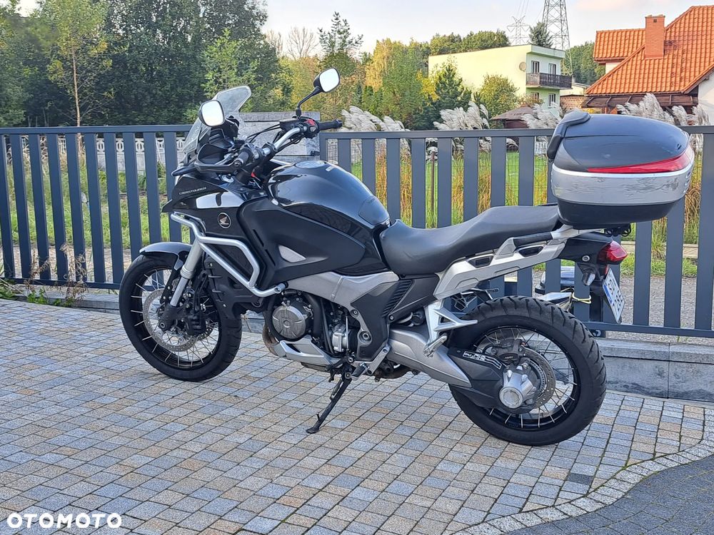 Honda VFR - 3