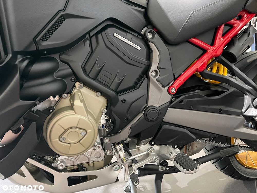 Ducati Multistrada - 9