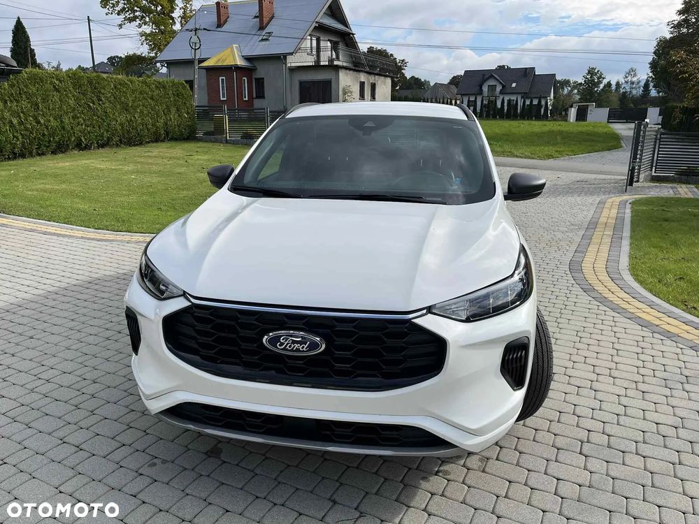 Ford Kuga 1.5 EcoBoost ST-LINE X - 32