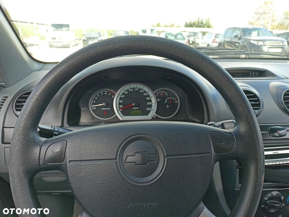 Chevrolet Lacetti - 9