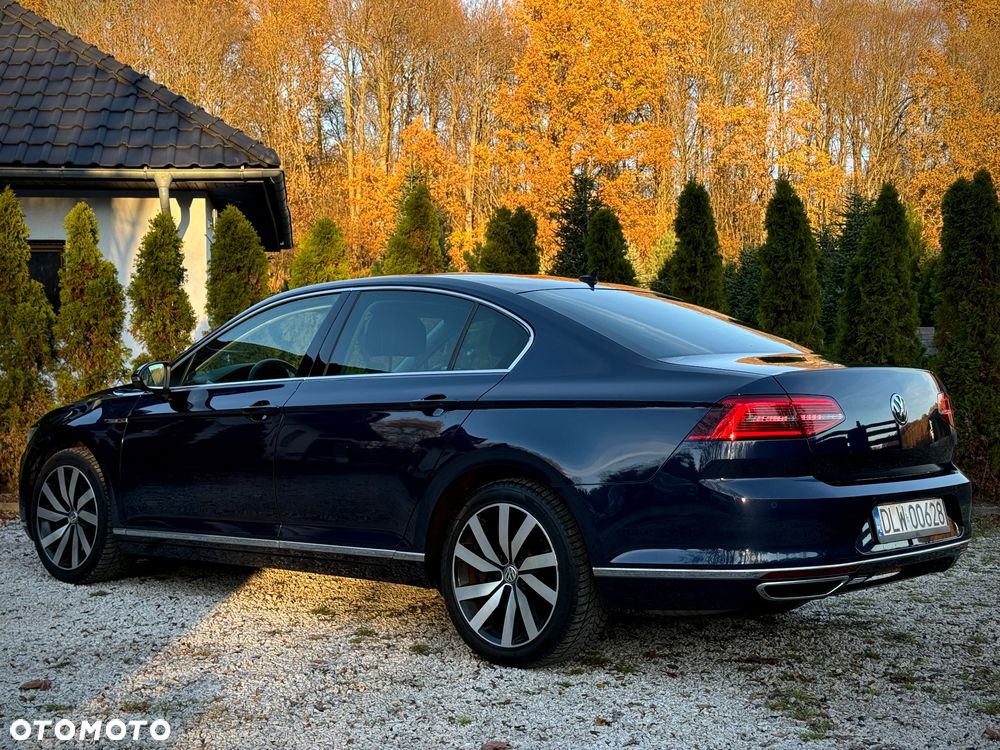 Volkswagen Passat 2.0 TDI 4Mot Elegance DSG - 4