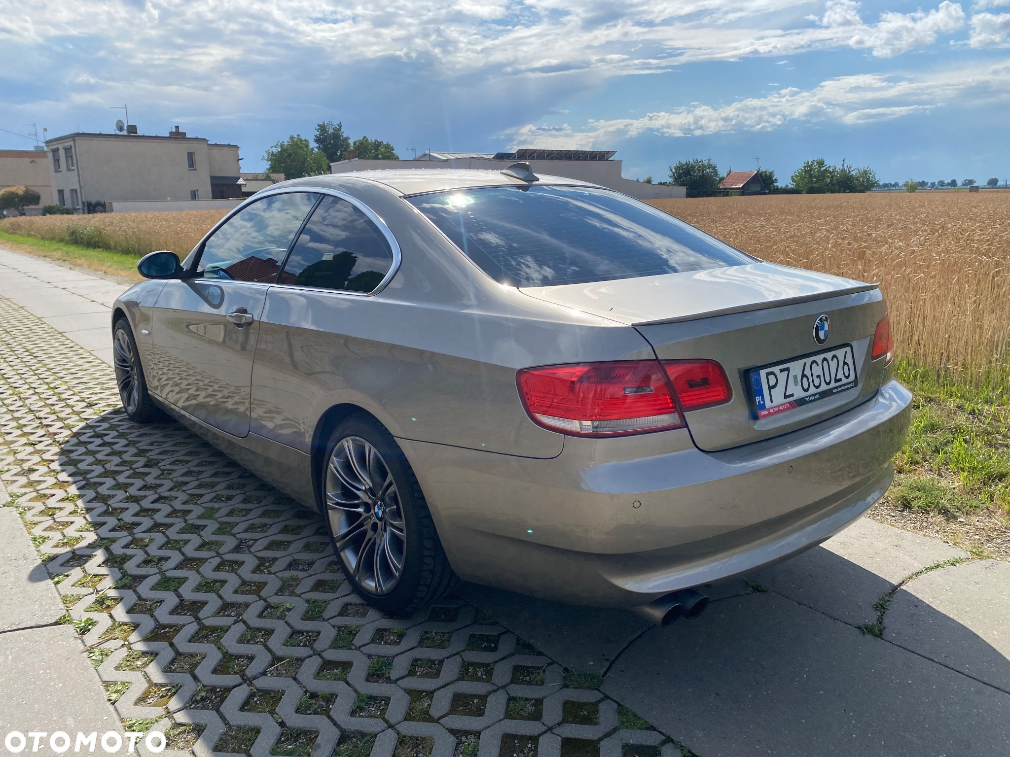 BMW Seria 3 325i xDrive Coupe - 7